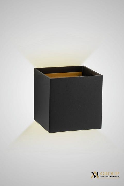 Накладной светильник AM-Group AM11 AM112-2X5W-BK+GD