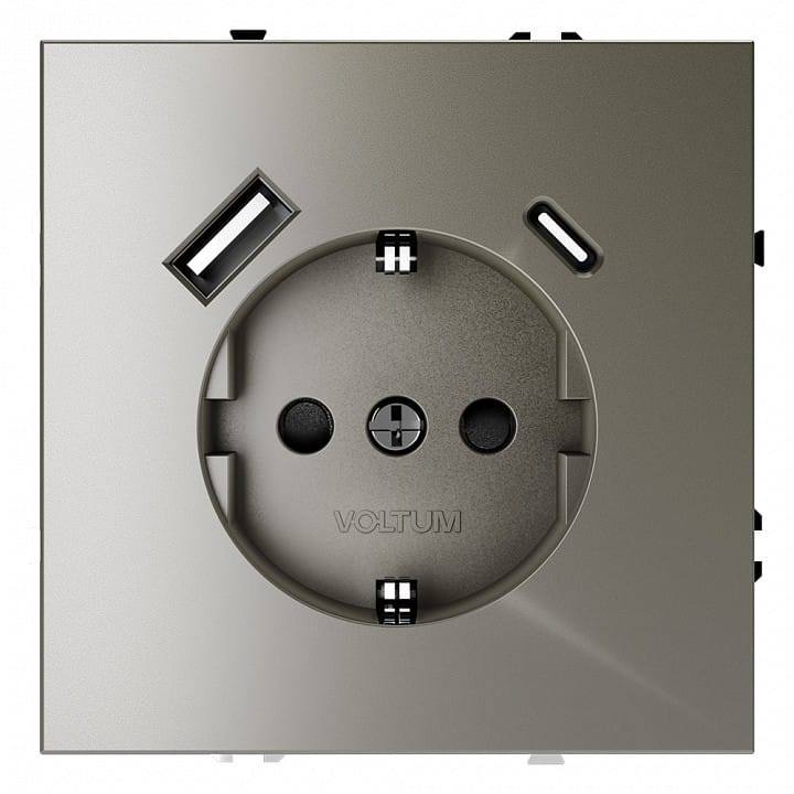 Розетка с заземлением и со шторкой и 2хUSB type A и C, без рамки Voltum S70 VLS040504