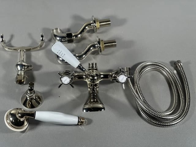 Смеситель для ванны Heritage Dorchester TDCG02