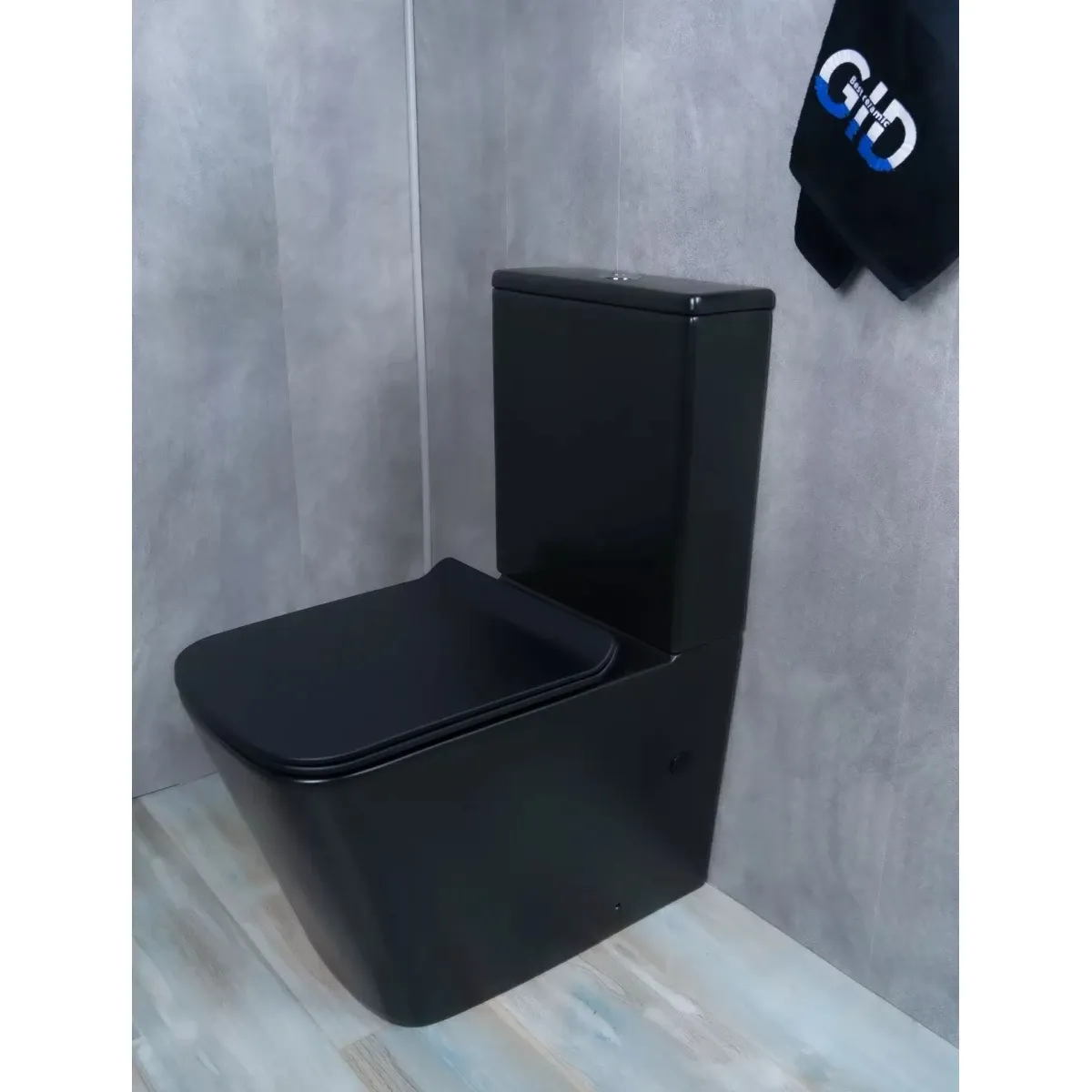 Унитаз-компакт GID Tr2170BM безободковый, с сиденьем микролифт, черный матовый