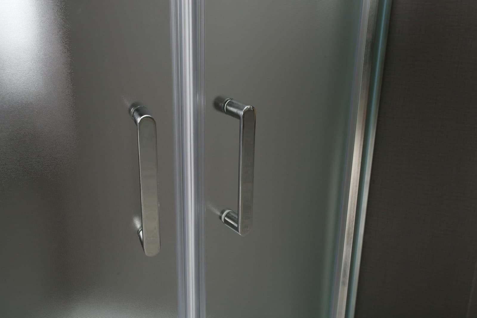 Душевой уголок BelBagno Uno-195 UNO-195-R-2-100-P-Cr