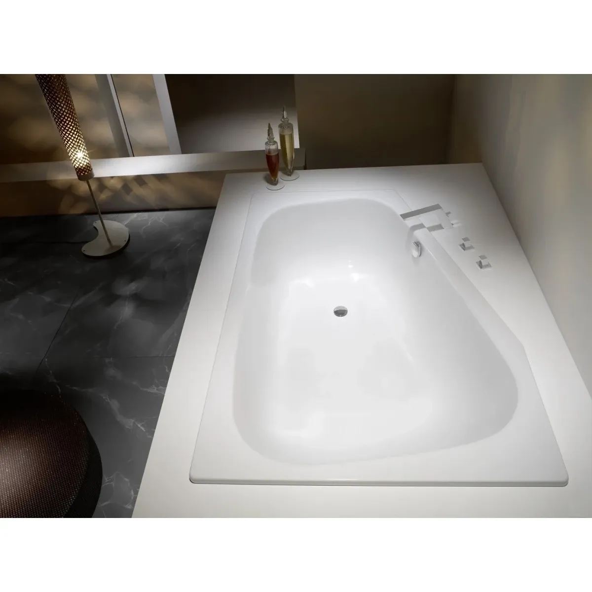 Ванна стальная Kaldewei Plaza Duo 190 237000013001 180x120 см R, угловая, с водоотталкивающим покрытием, альпийский белый