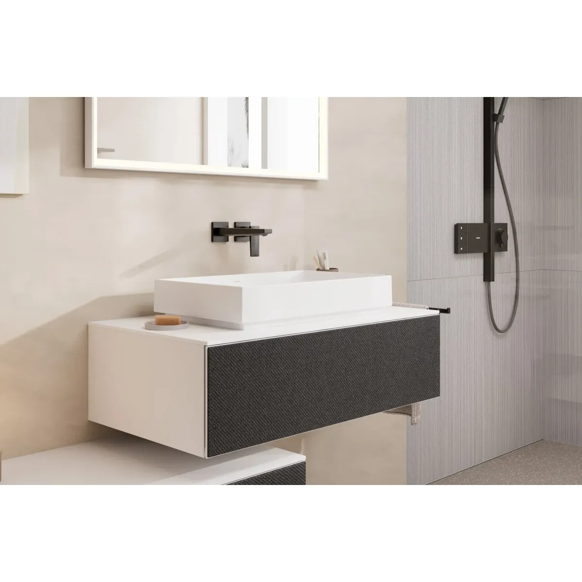 Раковина-чаша Hansgrohe Xuniva Evo E 60326700 65x40 см, накладная, белый матовый