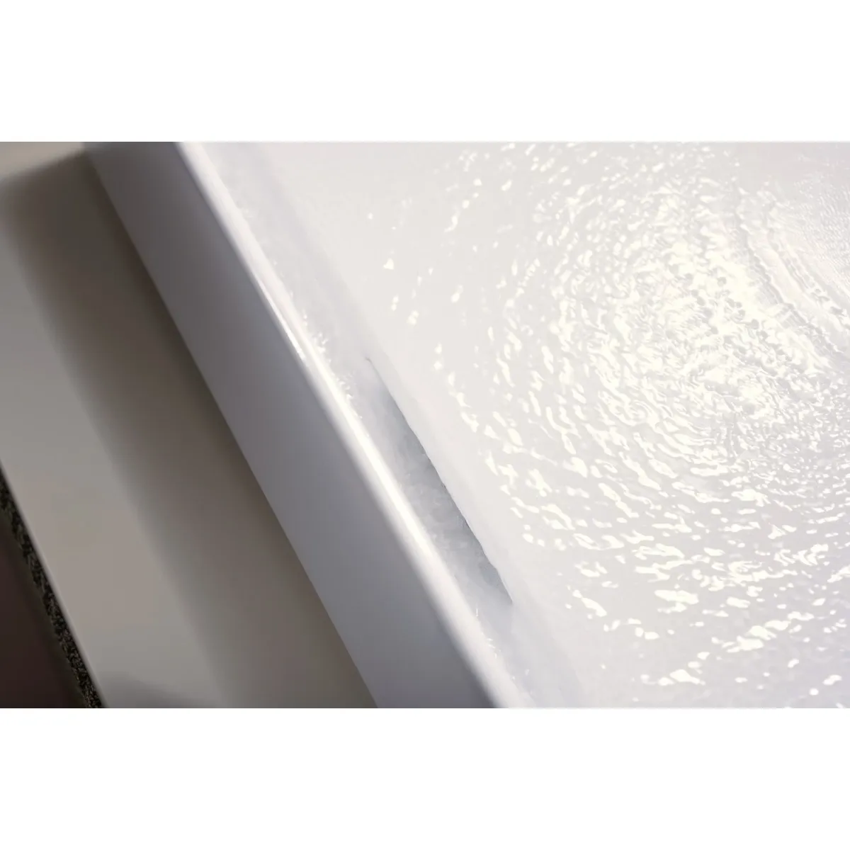 Раковина-чаша Hansgrohe Xuniva Evo E 60326450 65x40 см, накладная, белый глянец