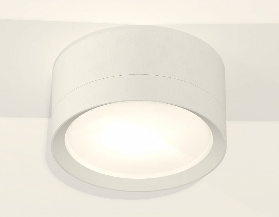 Накладной светильник Ambrella Light XS XS8101001