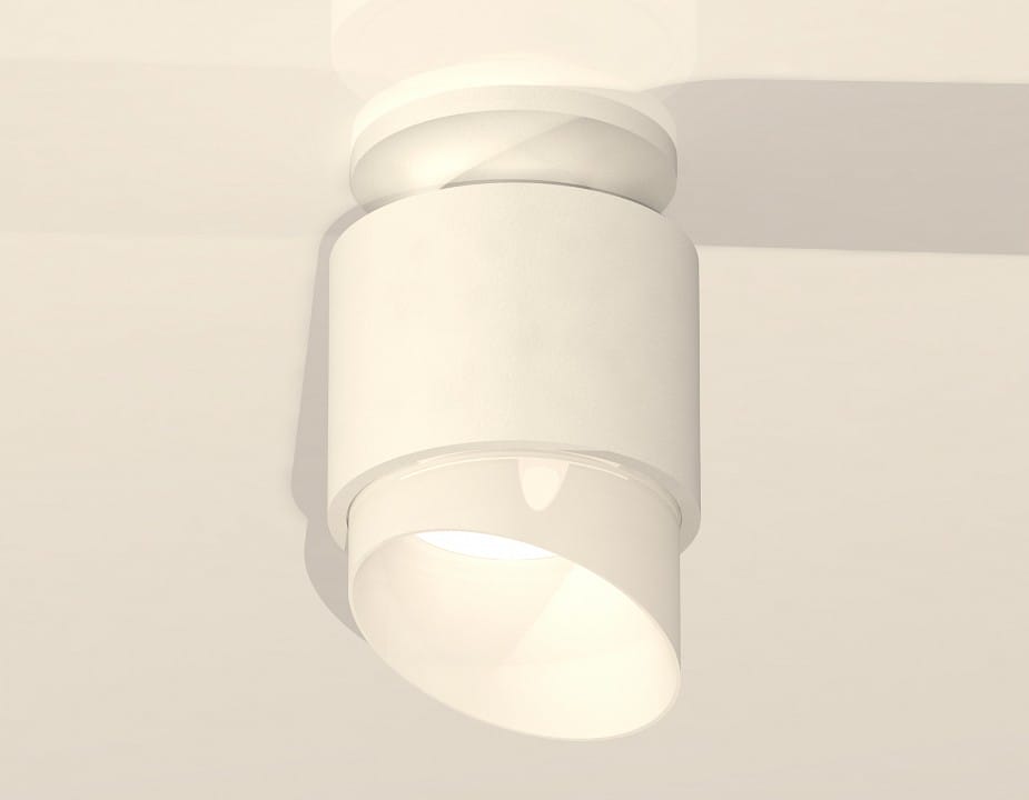 Накладной светильник Ambrella Light XS XS7510046