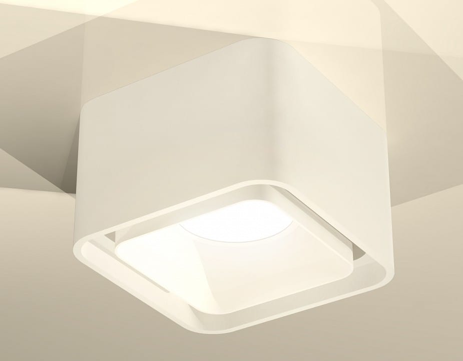 Накладной светильник Ambrella Light XS XS7832021