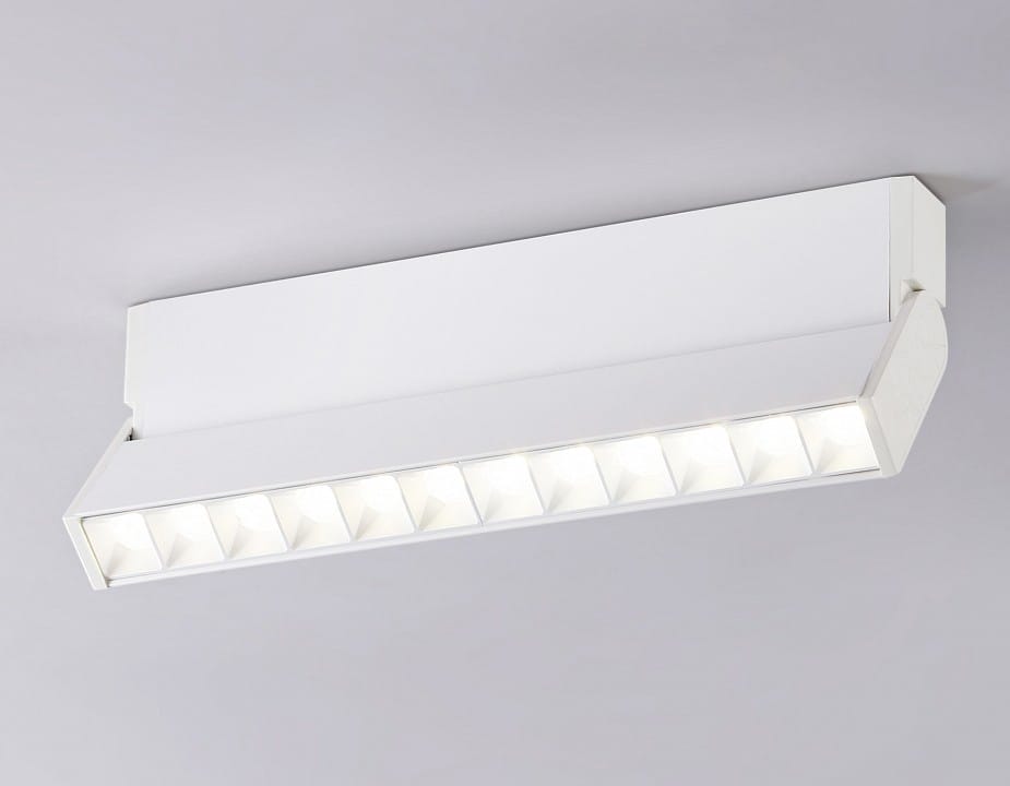 Накладной светильник Ambrella Light TA TA1825