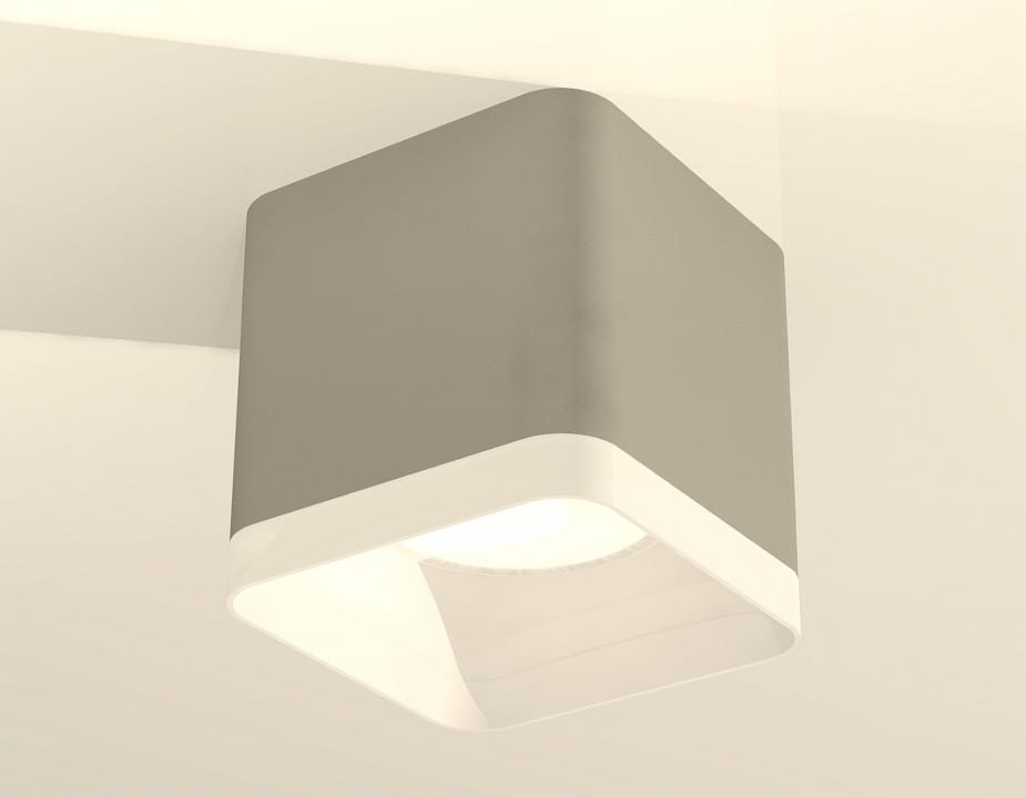 Накладной светильник Ambrella Light XS XS7807010