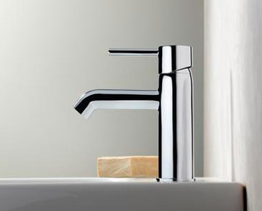 Смеситель для раковины Vitra Minimax S A41984EXP