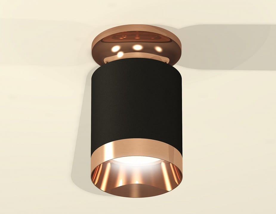 Накладной светильник Ambrella Light XS XS6302180