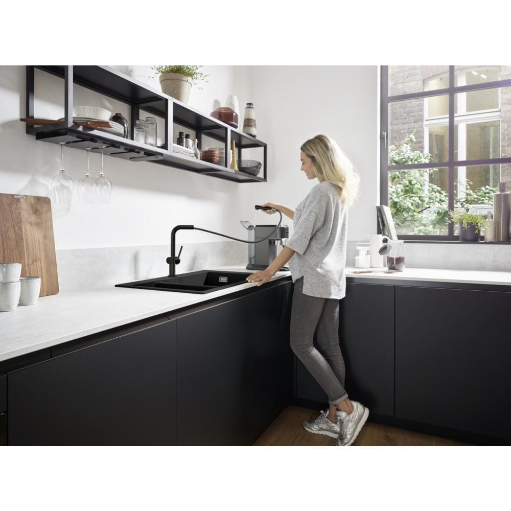 Смеситель для кухни hansgrohe Talis M54 270 1jet sBox 72809670 с вытяжным изливом матовый черный