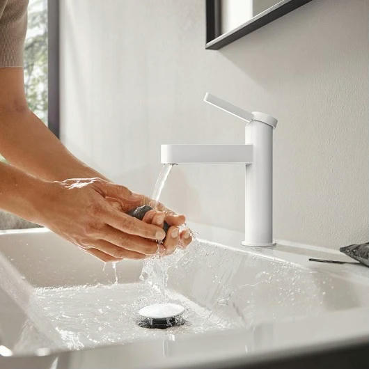 Смеситель для раковины hansgrohe Finoris 76010700 с донным клапаном Push-Open белый матовый