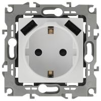 Розетка с заземлением и со шторкой и 2хUSB, без рамки Эра Эра 12 12-4109-01