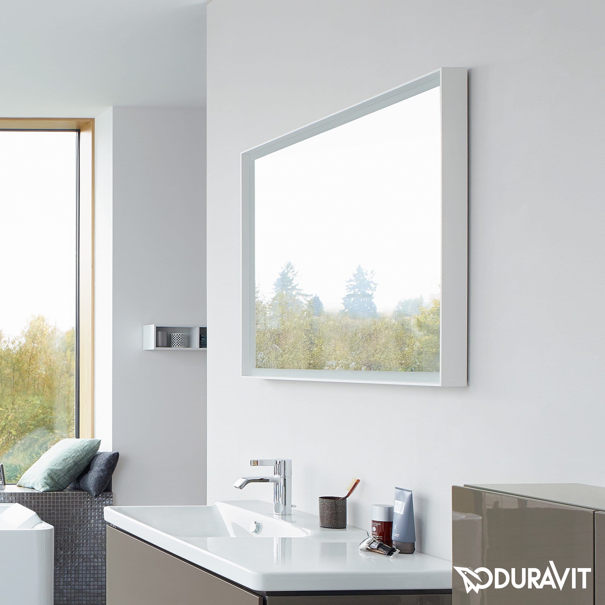 Зеркало с подсветкой Duravit L-cube LC738100000