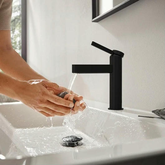Смеситель для раковины hansgrohe Finoris 76023670 с донным клапаном Push-Open черный матовый
