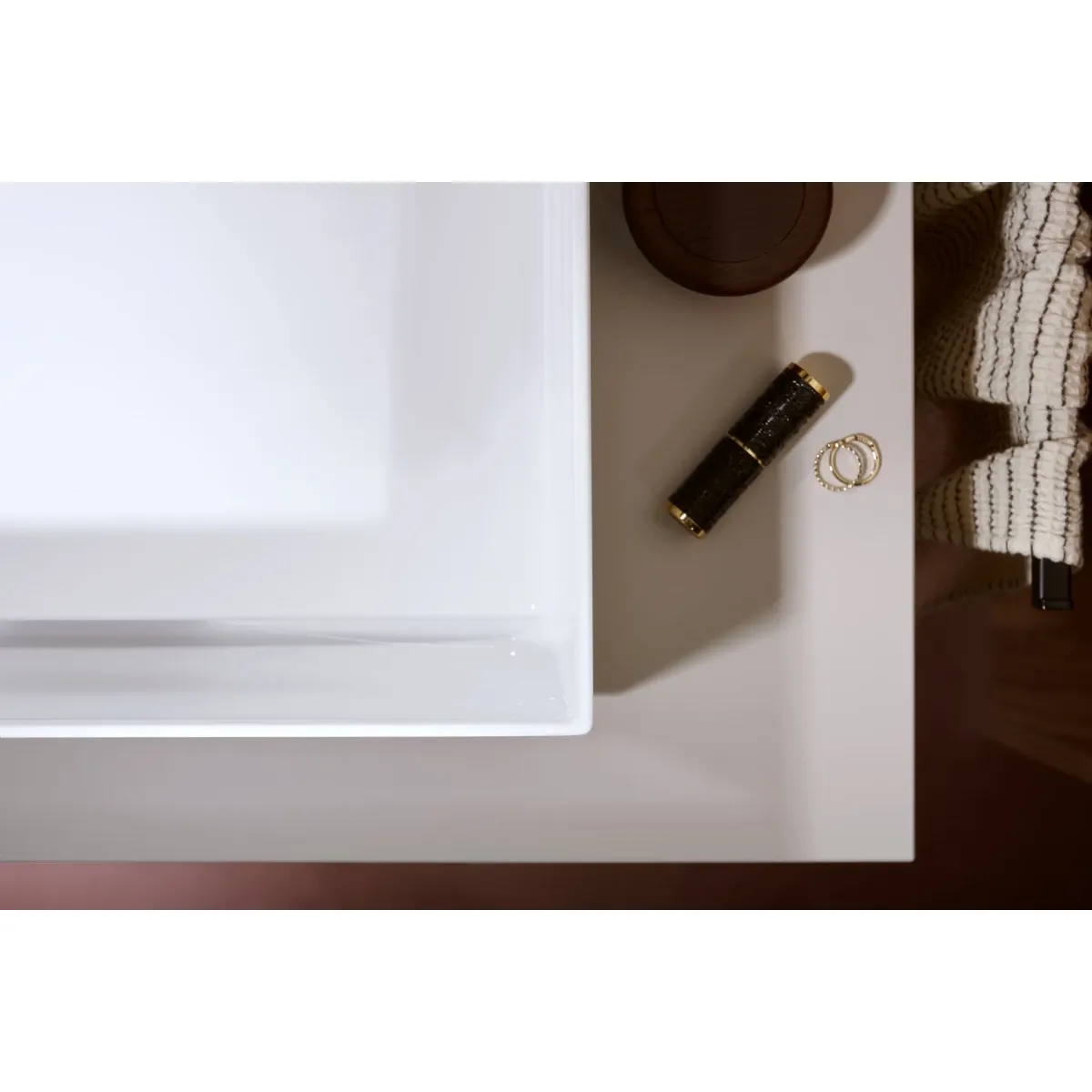 Раковина-чаша Hansgrohe Xuniva Evo E 60324450 40x40 см, накладная, белый глянец