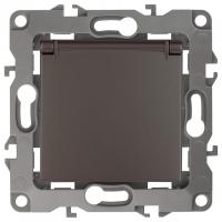 Розетка с заземлением и со шторкой, без рамки с крышкой Эра Эра 12 12-2103-13