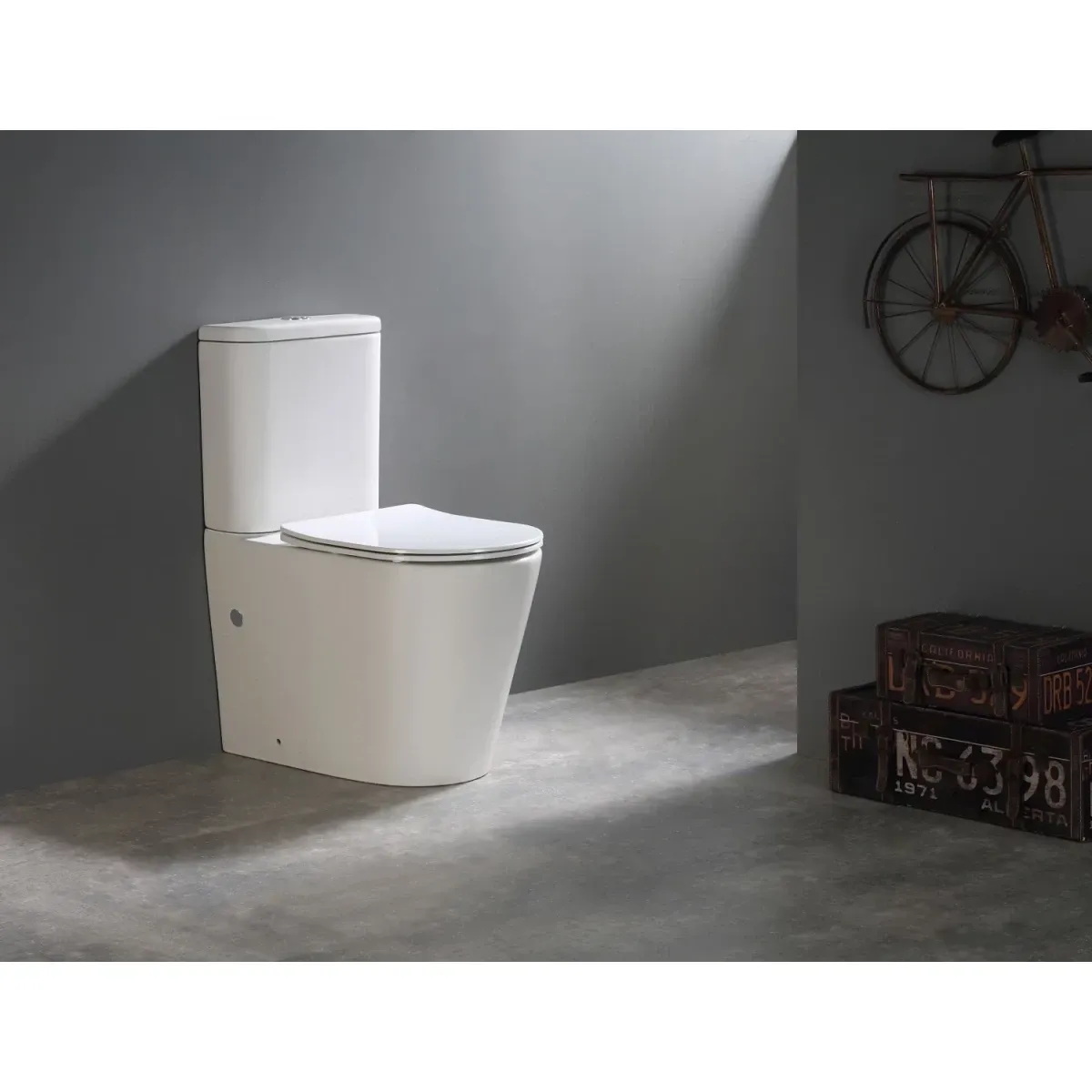 Унитаз-компакт SantiLine SL-5026 безободковый, торнадо, с сиденьем микролифт, белый