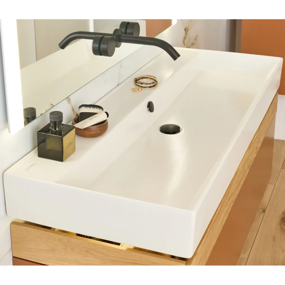Раковина Jacob Delafon Vivienne EXBK102-00 121,2x46,6 см, накладная, подвесная, белый