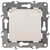 Розетка с заземлением и со шторкой, без рамки с крышкой Эра Эра 12 12-2103-02