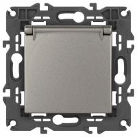 Розетка с заземлением и со шторкой, без рамки с крышкой Эра Эра Elegance 14-2103-16