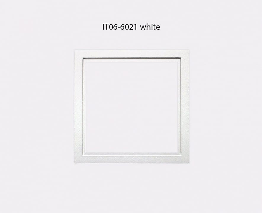 Встраиваемый светильник Italline IT06-6020 IT06-6020 white 4000K + IT06-6021 white