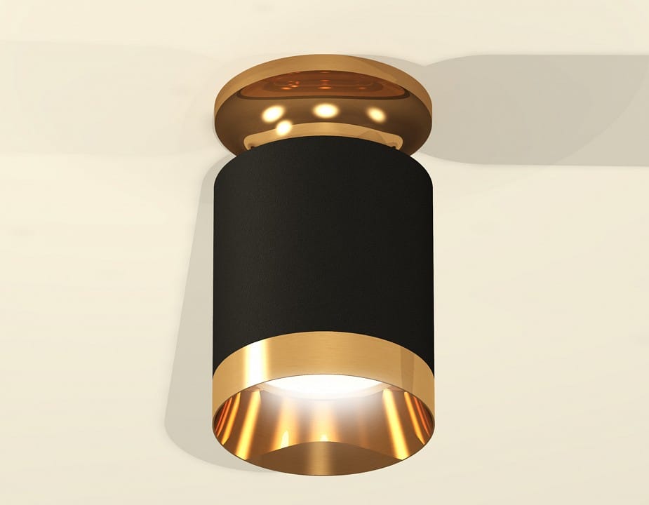 Накладной светильник Ambrella Light XS XS6302160