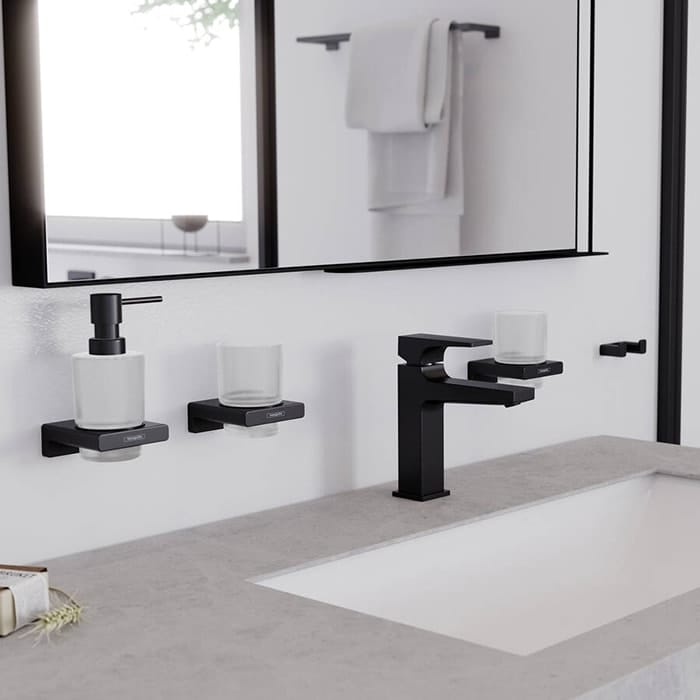 Диспенсер для жидкого мыла hansgrohe AddStoris 41745670 матовый черный