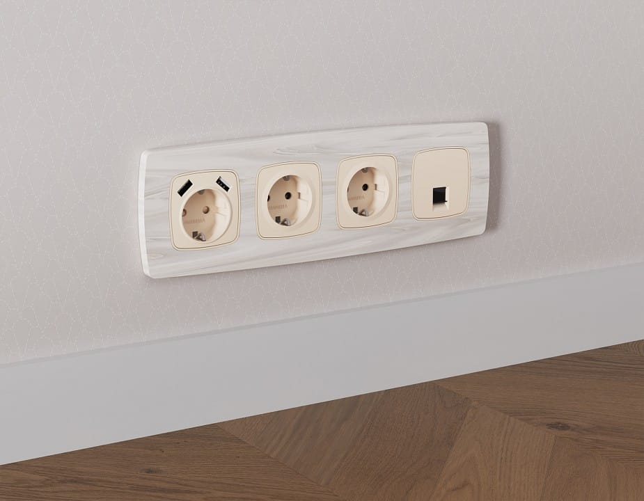 Розетка Ethernet RJ-45 и со шторками, без рамки Ambrella Volt OMEGA MO332005