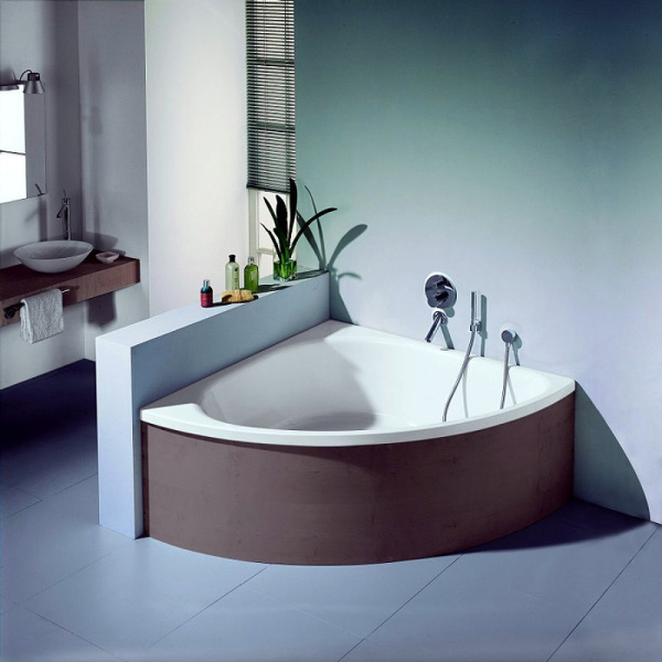 Стальная ванна Bette Arco 140x140 см 6035-000 PLUS с покрытием Glasur® Plus
