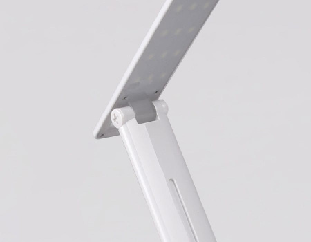 Настольная лампа офисная Ambrella Light DE DE500