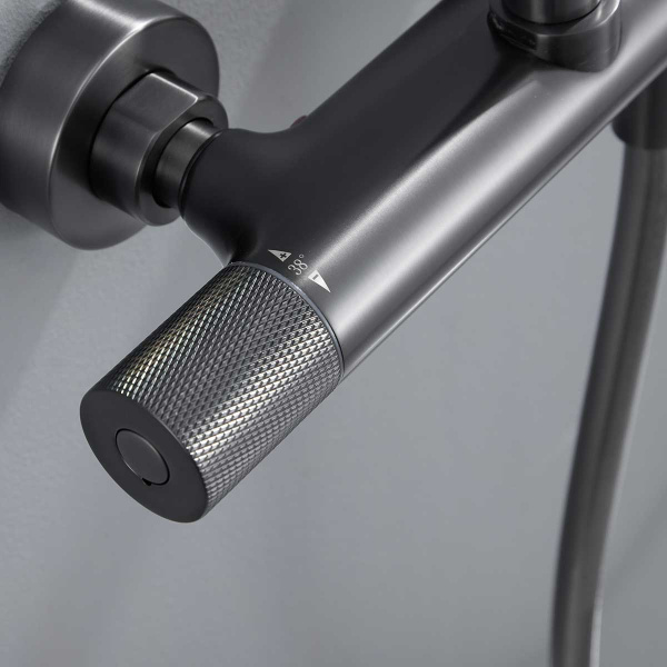Душевая стойка Vincea Desire VSFS-1D0TGM вороненая сталь