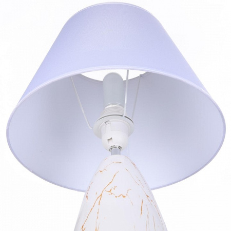 Настольная лампа декоративная Lumion Sharlin 8218/1T