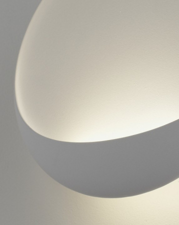 Накладной светильник Moderli Maloni V11216-WL