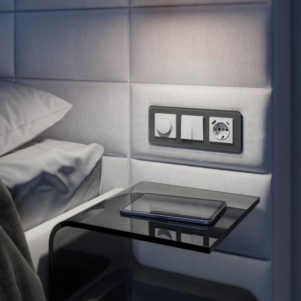 Рамка на 3 поста Werkel Elite (графит стекло) W0032440