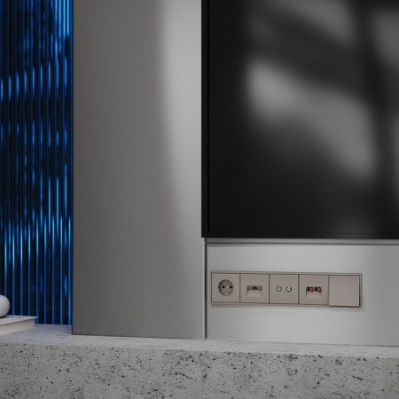 Накладка для розетки с заземлением Voltum S70 VLS000614