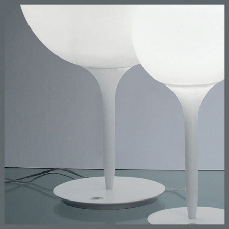 Настольная лампа декоративная Artemide  1048010A