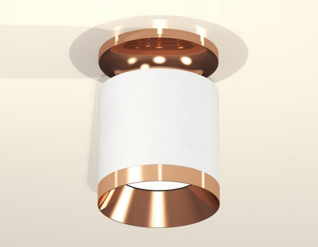 Накладной светильник Ambrella Light XS XS7401141