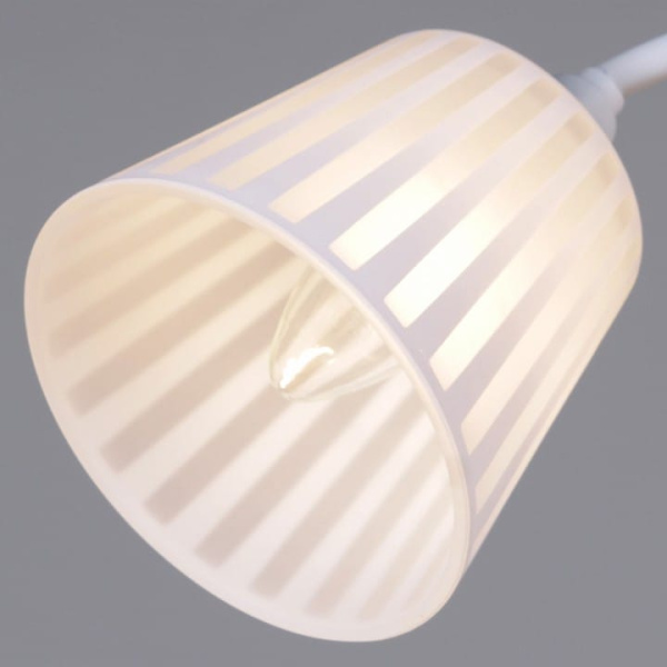 Люстра на штанге Reluce  82460-0.3-03 WH