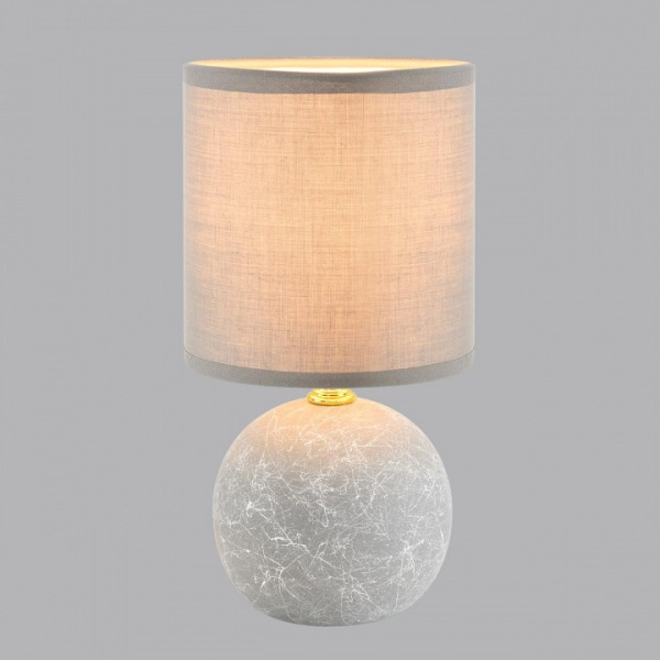Настольная лампа декоративная Lumion VILANA 8165/1T