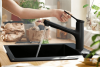 Смеситель для кухни hansgrohe Zesis M33 74803670 черный матовый