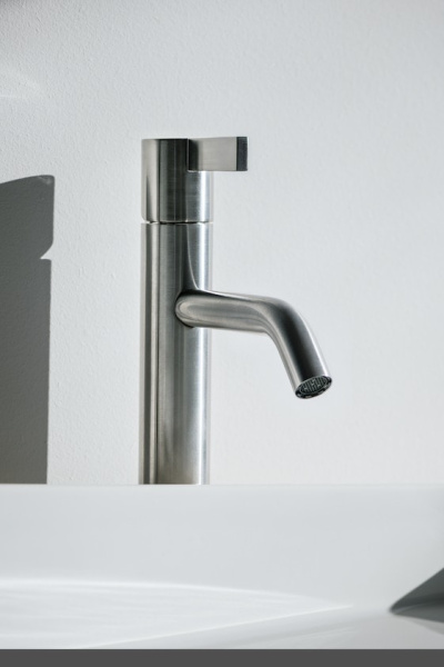 Смеситель для раковины Laufen Kartell 3.1133.1.004.100.1