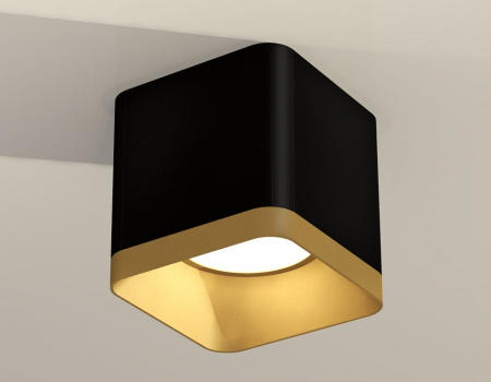 Накладной светильник Ambrella Light XS XS7806004