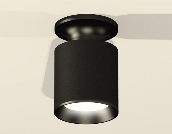 Накладной светильник Ambrella Light XS XS6302100