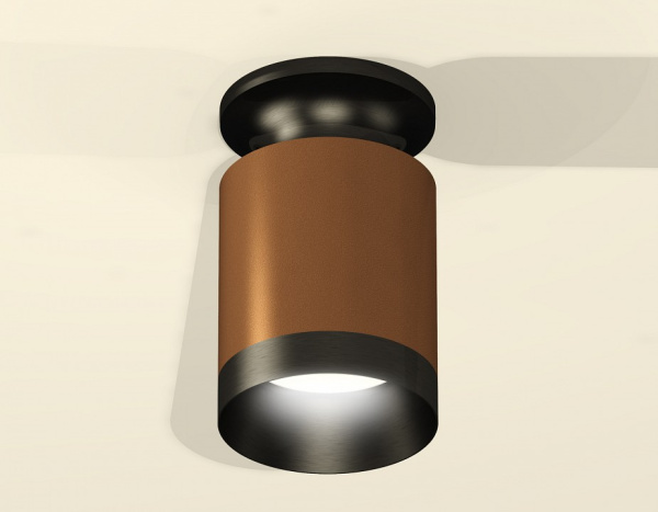 Накладной светильник Ambrella Light XS XS6304111