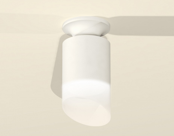 Накладной светильник Ambrella Light XS XS6301105
