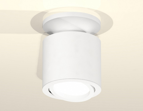 Накладной светильник Ambrella Light XS XS7401061