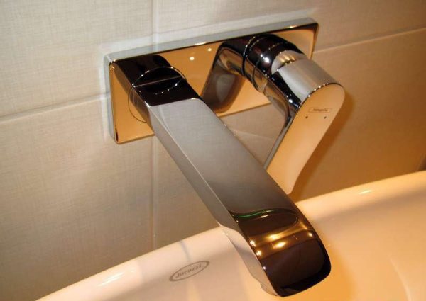 Смеситель для раковины hansgrohe Metris 31086000