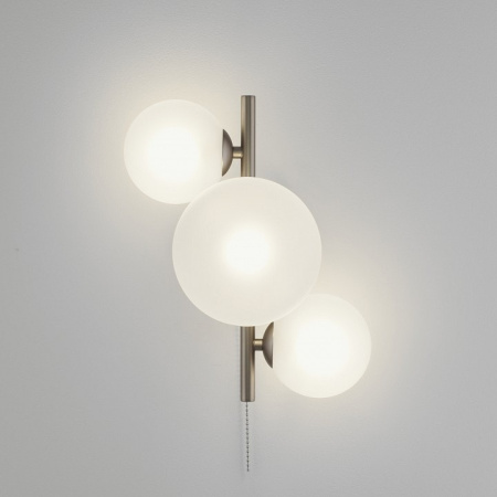 Бра Moderli Renny V11464-3W